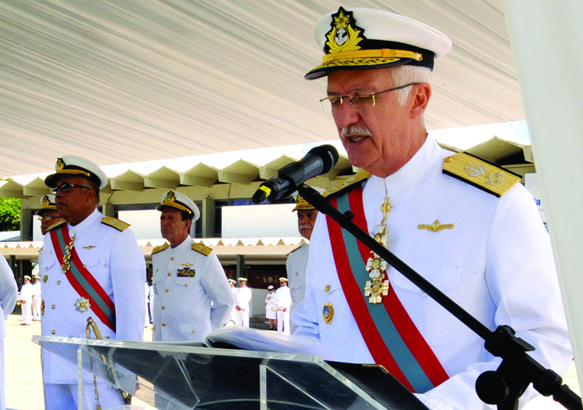 Almirante Carlos Augusto assume  o Estado-Maior da Armada