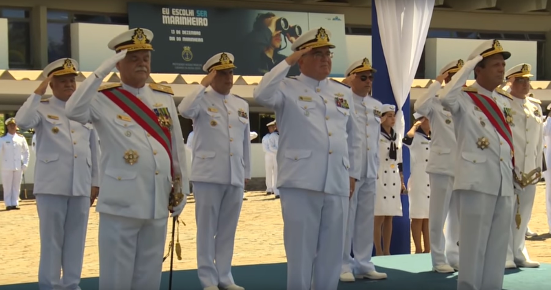 Almirante de Esquadra Luiz Guilherme de Gusmão é o novo chefe do CEMA