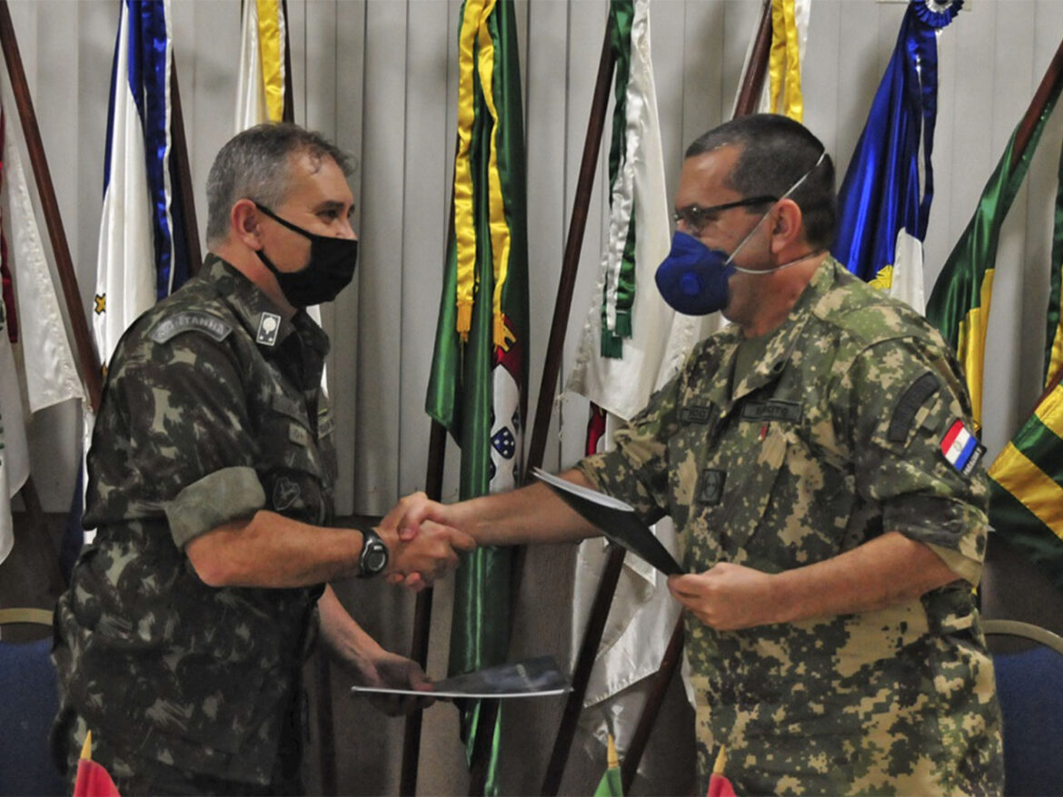 Exércitos Brasileiro e Paraguaio planejam exercício combinado no Paraná